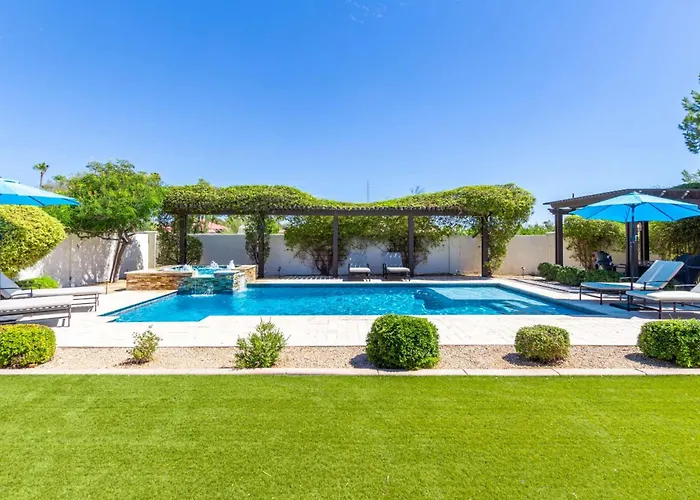 Charming Desert & Casitas With Sportcourt & Pool